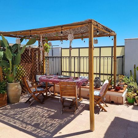 Apartmán La Dimora Di Helios Noto Exteriér fotografie