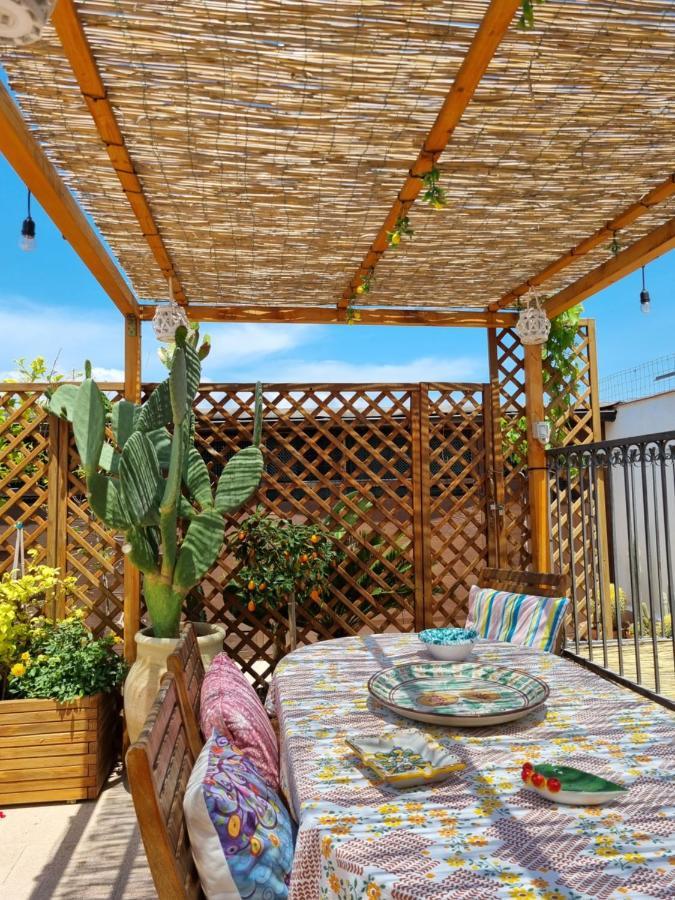 Apartmán La Dimora Di Helios Noto Exteriér fotografie
